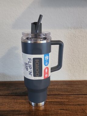 Igloo Flip N' Sip Travel Tumbler - Charcoal